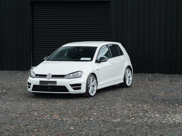 Volkswagen Golf Hatchback, Petrol, 2016, White