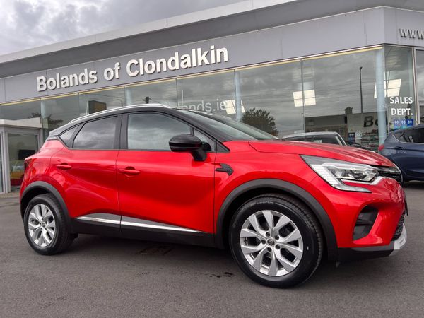 Renault Captur Hatchback, Petrol, 2020, Red
