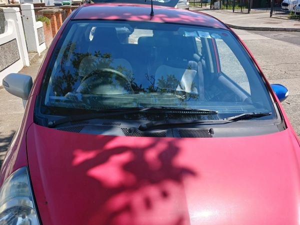 Honda Jazz Hatchback, Petrol, 2008, Red
