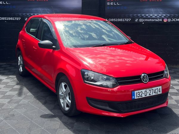 Volkswagen Polo Hatchback, Petrol, 2013, Red