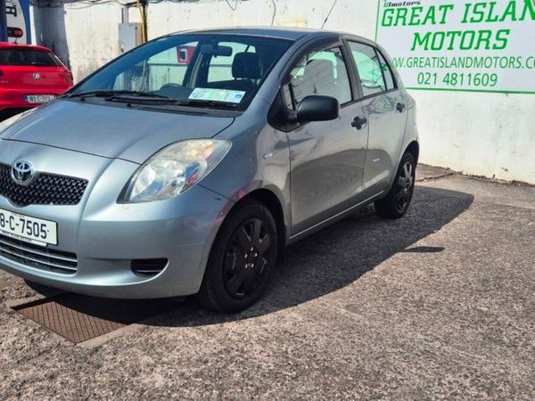 Toyota Yaris Hatchback, Petrol, 2008, Silver