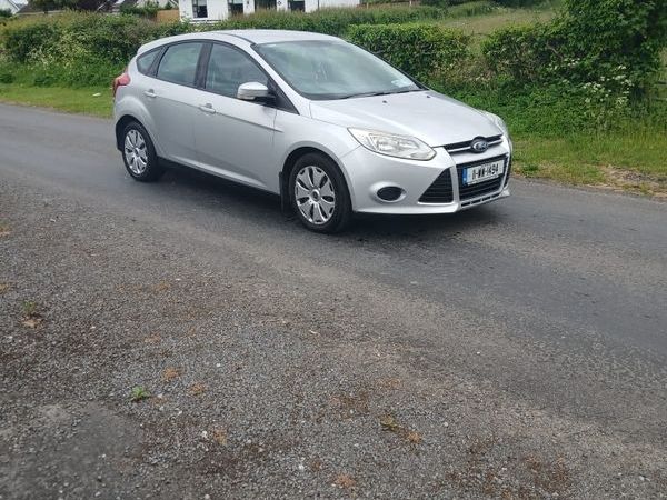 Ford Focus Hatchback, Diesel, 2011, Silver