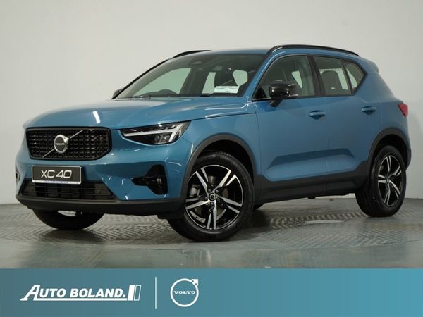 Volvo XC40 SUV, Petrol Hybrid, 2025, Blue