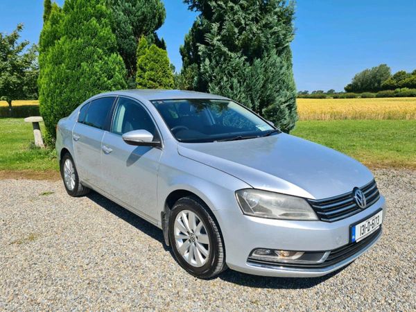 Volkswagen Passat Saloon, Diesel, 2013, Silver
