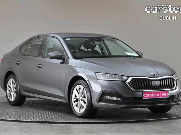 Skoda Octavia Saloon, Diesel, 2022, Grey