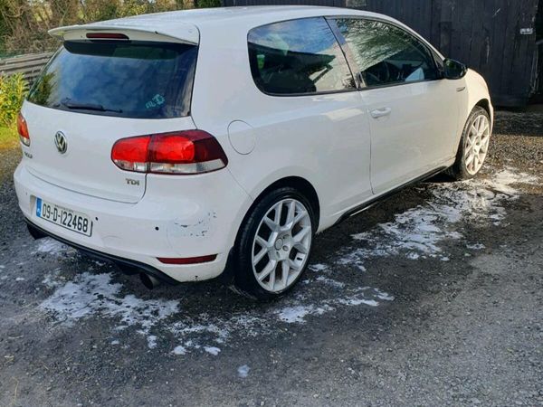 Volkswagen Golf Hatchback, Diesel, 2009, White