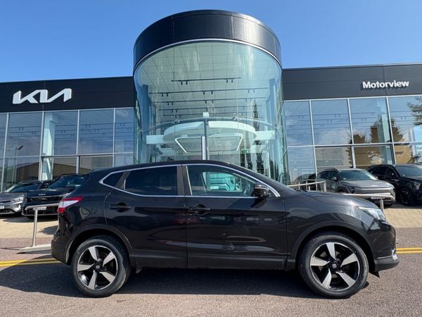 Nissan Qashqai Hatchback, Diesel, 2017, Black