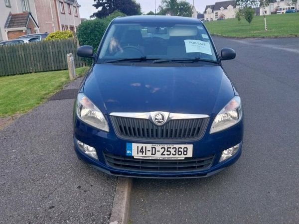 Skoda Fabia Hatchback, Petrol, 2014, Blue