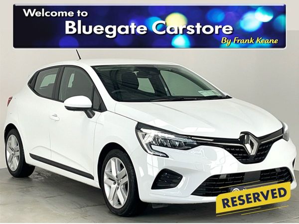 Renault Clio Hatchback, Petrol, 2022, White