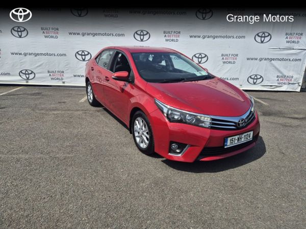 Toyota Corolla Saloon, Diesel, 2015, Red