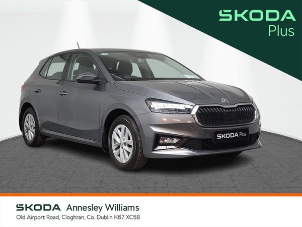 Skoda Fabia Hatchback, Petrol, 2022, Grey
