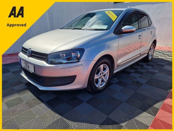 Volkswagen Polo Hatchback, Petrol, 2014, Silver