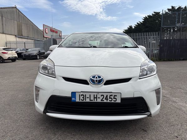 Toyota Prius Hatchback, Petrol Hybrid, 2013, White