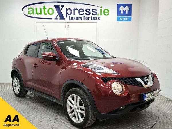 Nissan Juke Hatchback, Petrol, 2015, Red