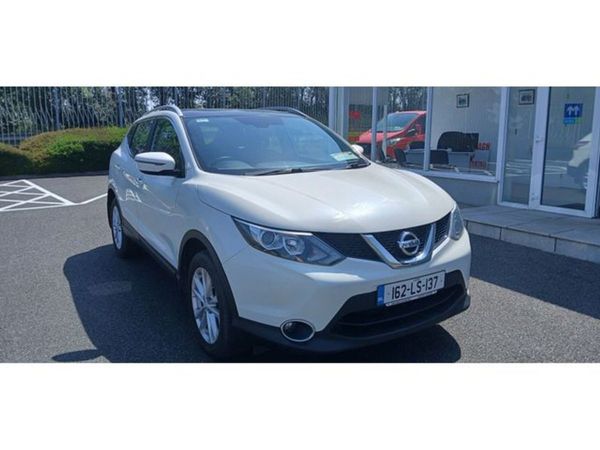 Nissan Qashqai SUV, Petrol, 2016, White