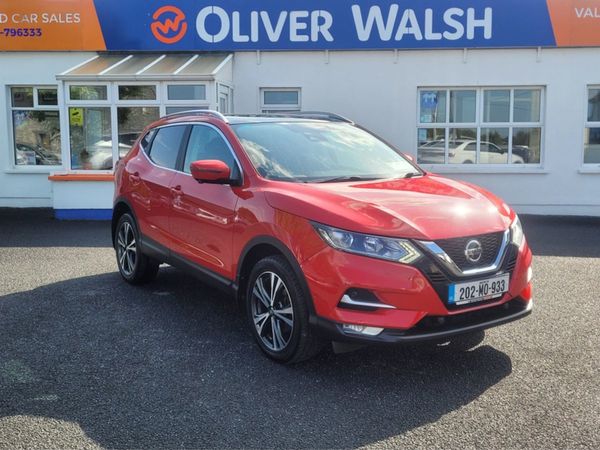 Nissan Qashqai MPV, Diesel, 2020, Red