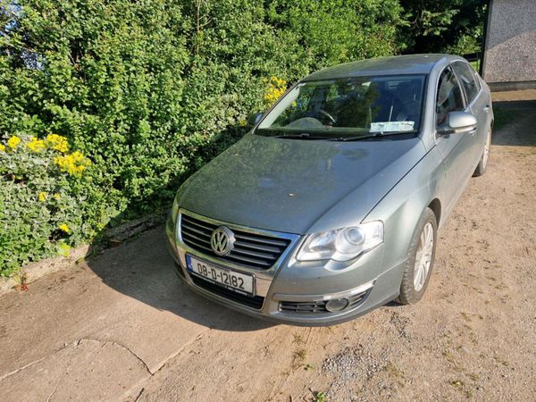 Volkswagen Passat Saloon, Diesel, 2008, Green