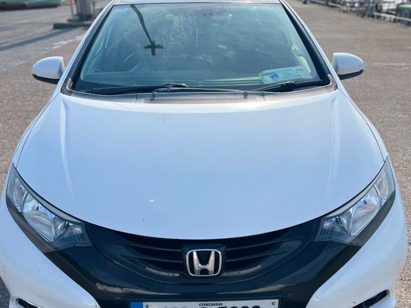 Honda Civic Hatchback, Diesel, 2014, White