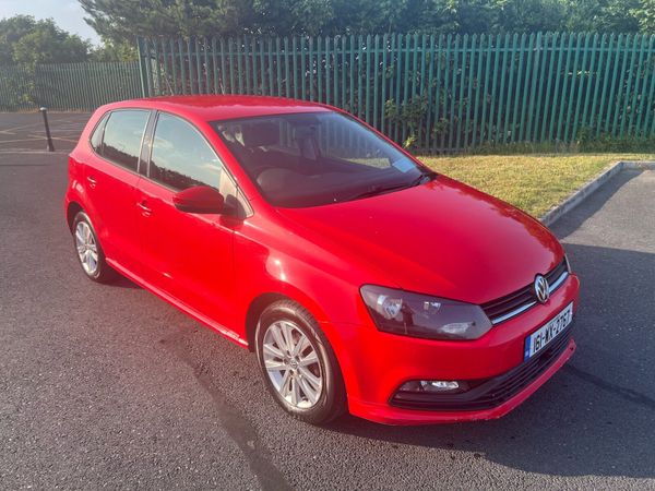 Volkswagen Polo Hatchback, Petrol, 2016, Red