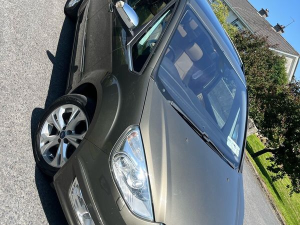 Ford Galaxy MPV, Diesel, 2011, Green