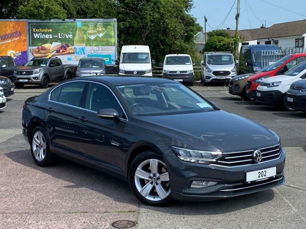 Volkswagen Passat Saloon, Diesel, 2020, Grey
