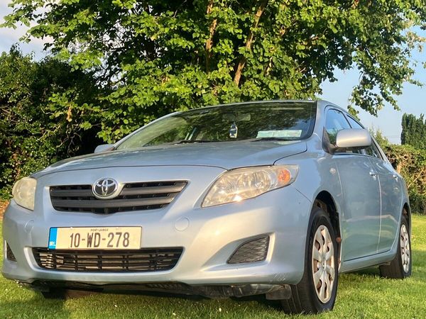 Toyota Corolla Saloon, Petrol, 2010, Blue