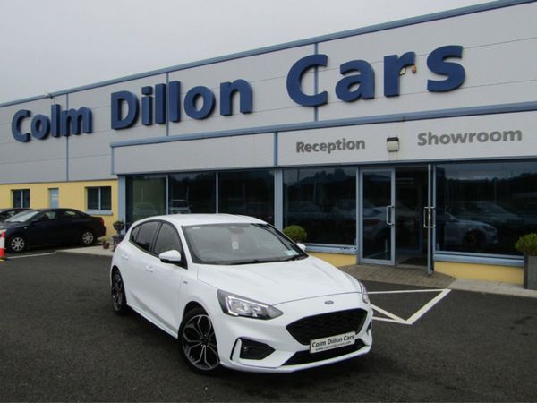 Ford Focus Hatchback, Petrol Hybrid, 2022, White