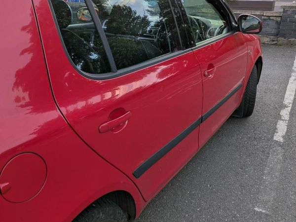 Skoda Fabia Hatchback, Petrol, 2007, Red