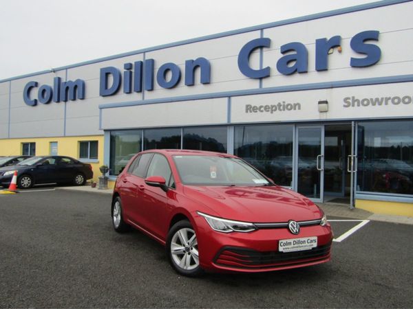 Volkswagen Golf Hatchback, Petrol, 2021, Red