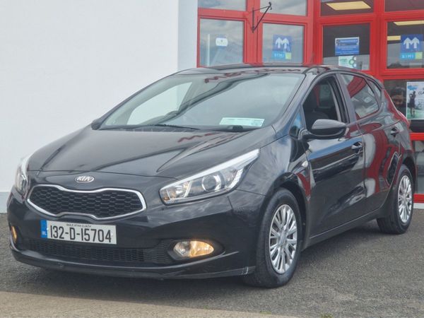Kia Ceed Hatchback, Diesel, 2013, Black