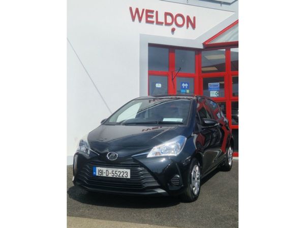 Toyota Yaris Hatchback, Petrol, 2019, Black
