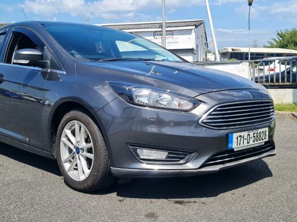 Ford Focus Hatchback, Diesel, 2017, Grey