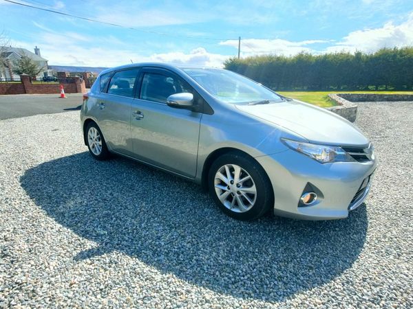 Toyota Auris MPV, Petrol, 2013, Grey