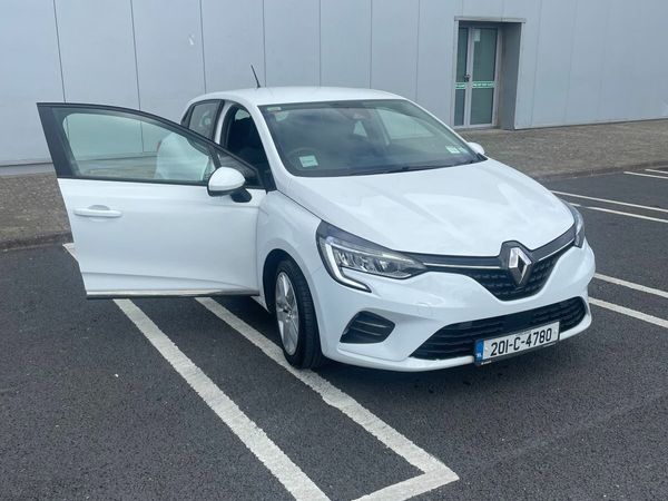 Renault Clio Hatchback, Petrol, 2020, White