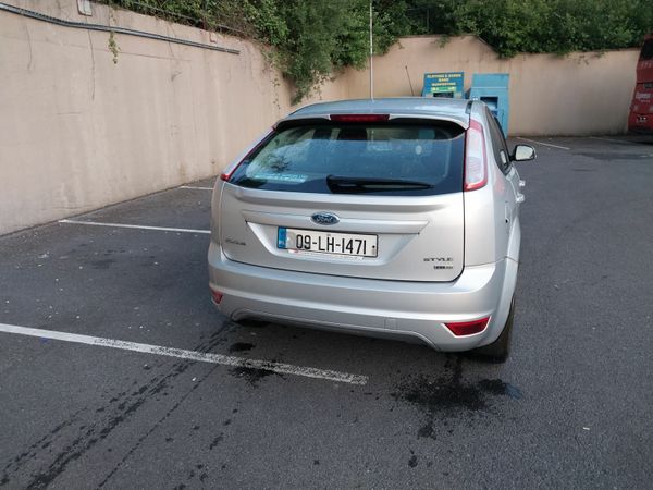 Ford Focus Hatchback, Diesel, 2009, Silver