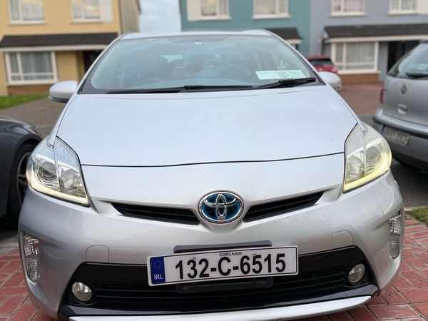 Toyota Prius Hatchback, Petrol Hybrid, 2013, Silver