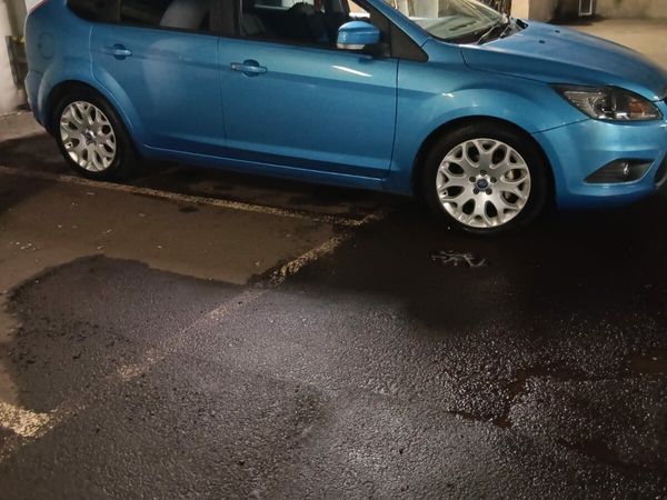Ford Focus Hatchback, Diesel, 2011, Blue