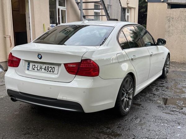 BMW 3-Series Saloon, Diesel, 2011, Black