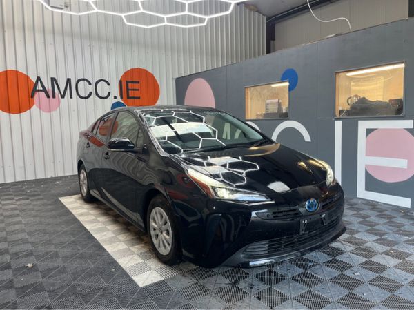 Toyota Prius Saloon, Petrol Hybrid, 2022, Black