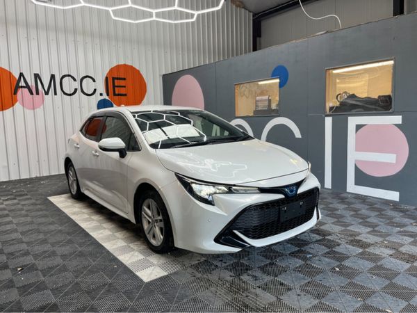 Toyota Corolla Estate, Petrol Hybrid, 2020, White
