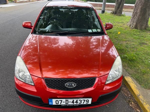 Kia Rio Saloon, Petrol, 2007, Red