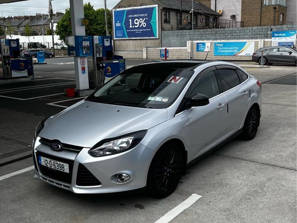 Ford Focus Saloon, Diesel, 2012, Silver