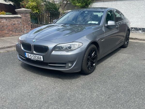 BMW 5-Series Saloon, Diesel, 2010, Grey