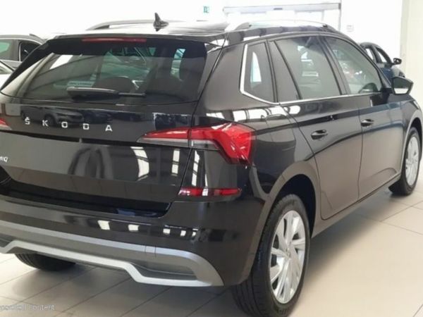 Skoda Kamiq Hatchback, Petrol, 2023, Black