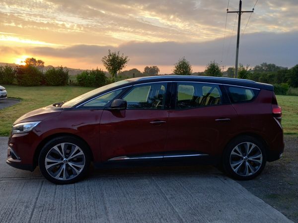 Renault Grand Scenic MPV, Diesel, 2017, Red