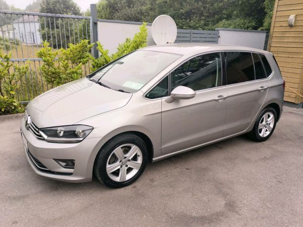 Volkswagen Golf Estate, Petrol, 2014, Silver