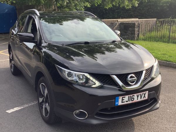 Nissan Qashqai SUV, Diesel, 2016, Black