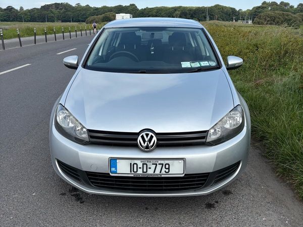 Volkswagen Golf Hatchback, Petrol, 2010, Silver