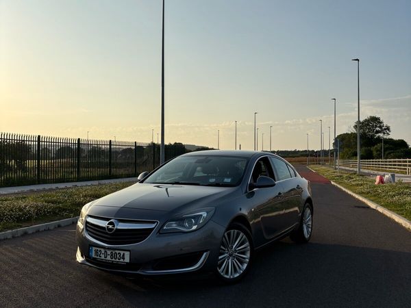 Opel Insignia Hatchback, Diesel, 2016, Grey