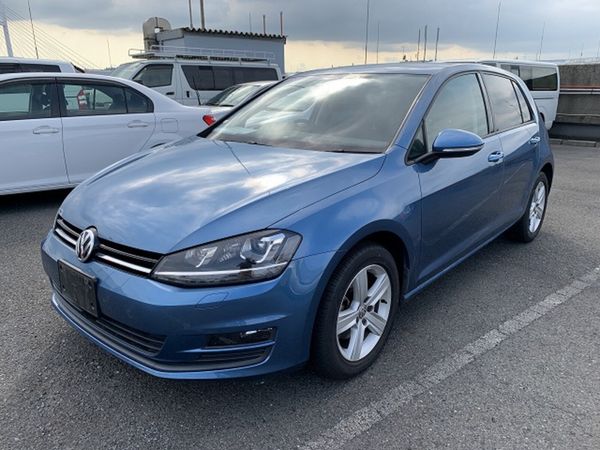 Volkswagen Golf Hatchback, Petrol, 2015, Blue